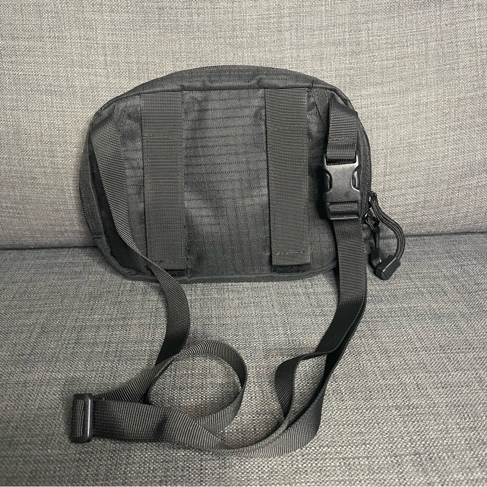 Places + Faces Fanny Pack - Picture 5 of 5